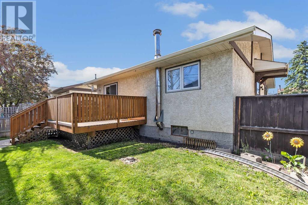 Single Family House Bungalow for Sale in  Templemont Way NE Temple Calgary 