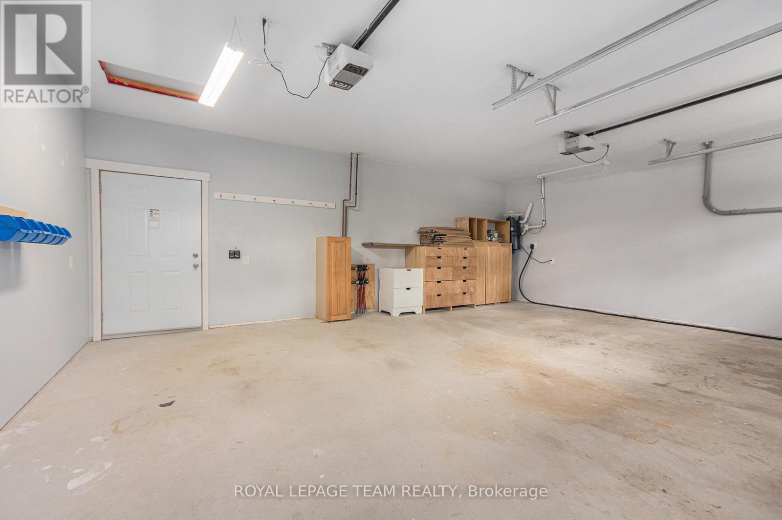 Photo 29 of 4517 Roger Stevens Drive, Ottawa ON