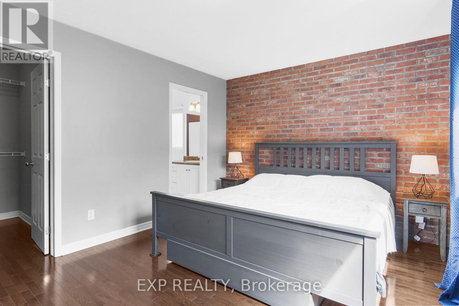Photo 3 of 114 Echowoods Avenue, Ottawa ON