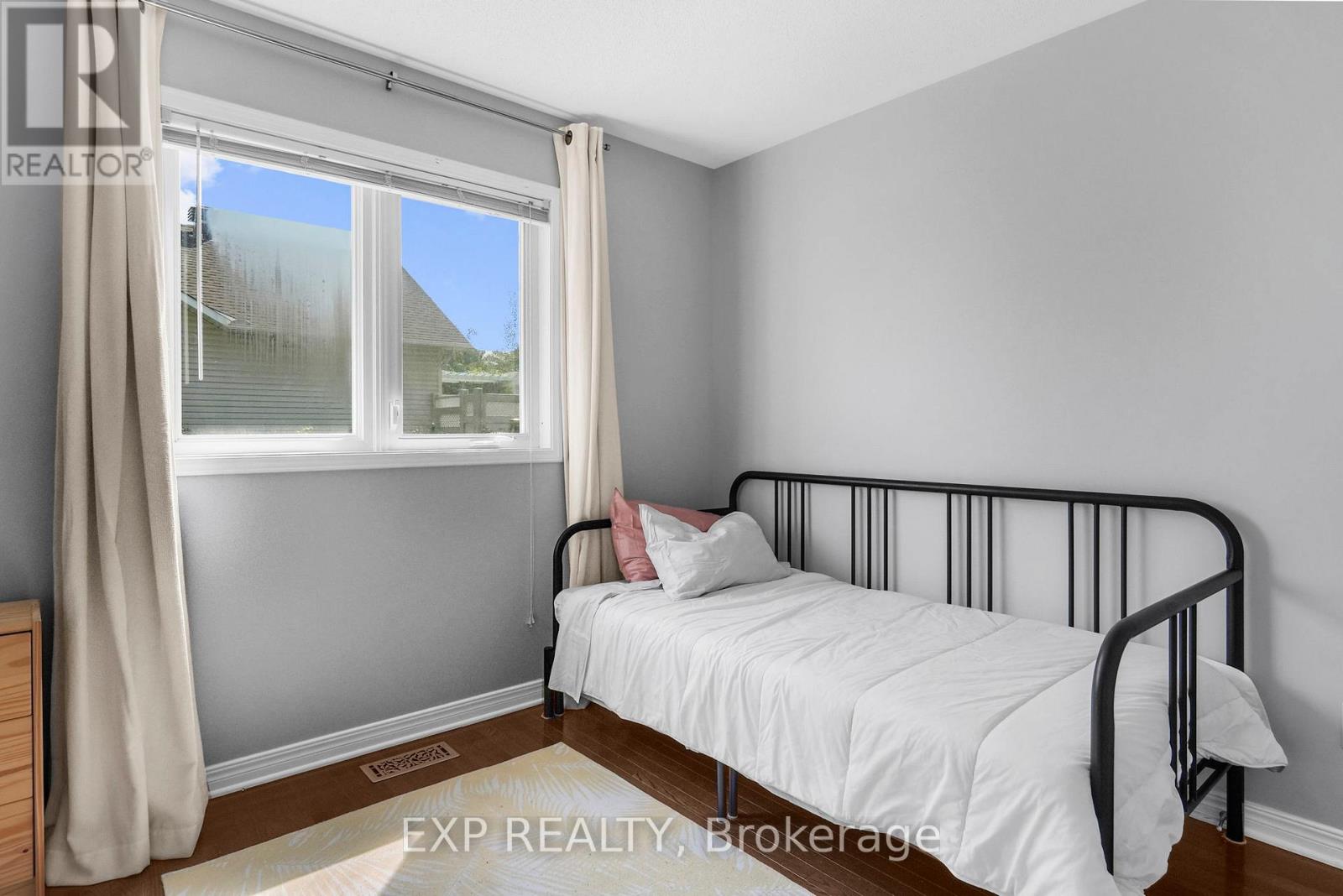 Photo 20 of 114 Echowoods Avenue, Ottawa ON