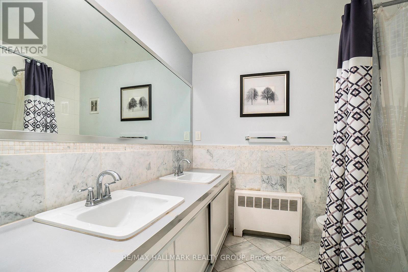 Photo 39 of 1053 Chelsea Drive, Ottawa ON