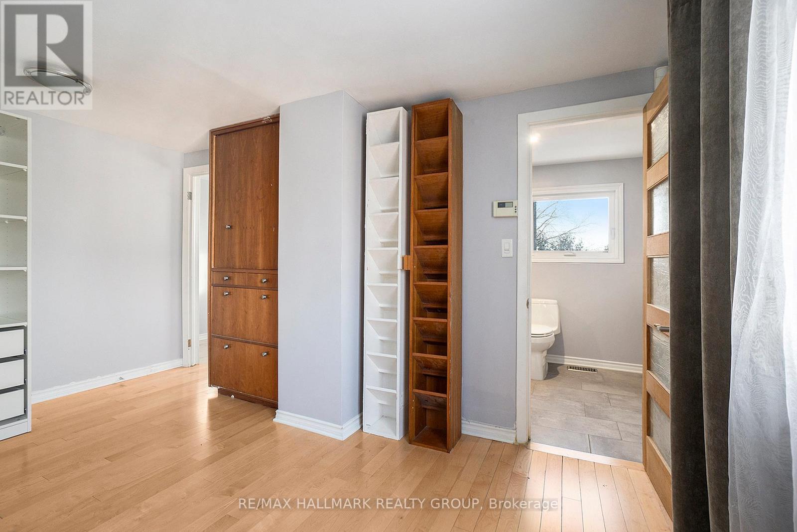 Photo 41 of 1053 Chelsea Drive, Ottawa ON