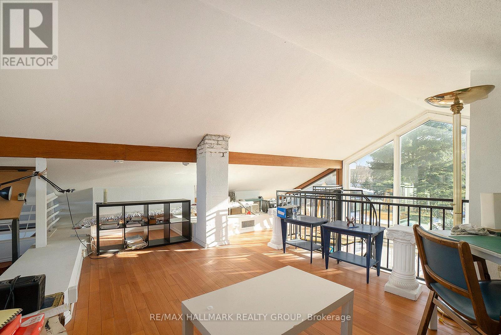 Photo 26 of 1053 Chelsea Drive, Ottawa ON