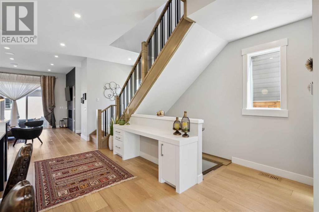 Single Family House for Sale in   Avenue SW Glamorgan Calgary 