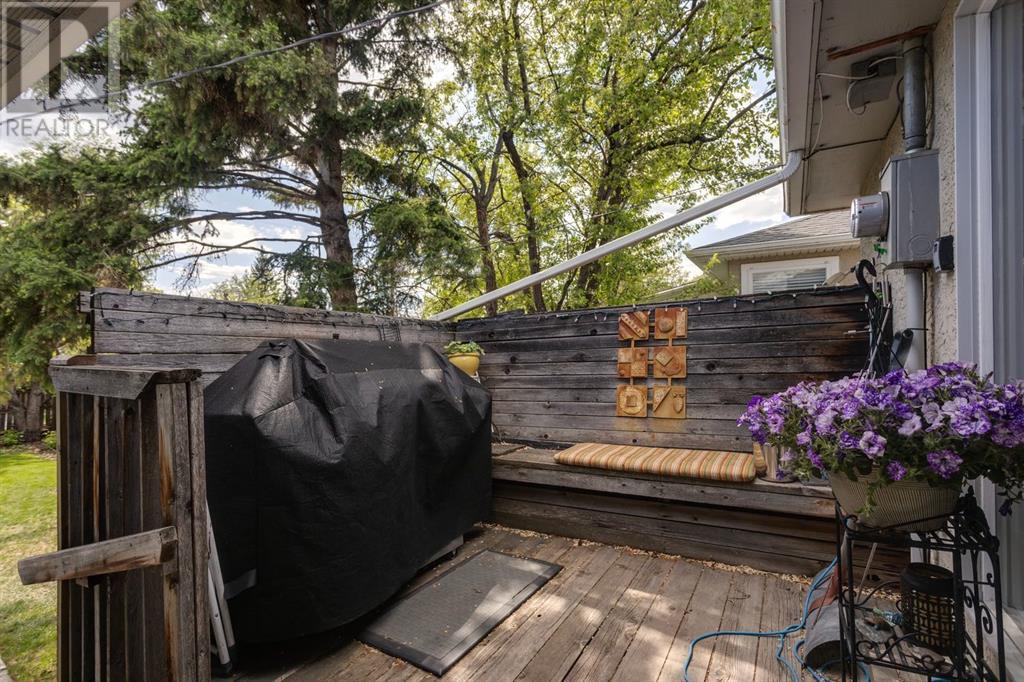Single Family House Bungalow for Sale in   Avenue NW Banff Trail Calgary 