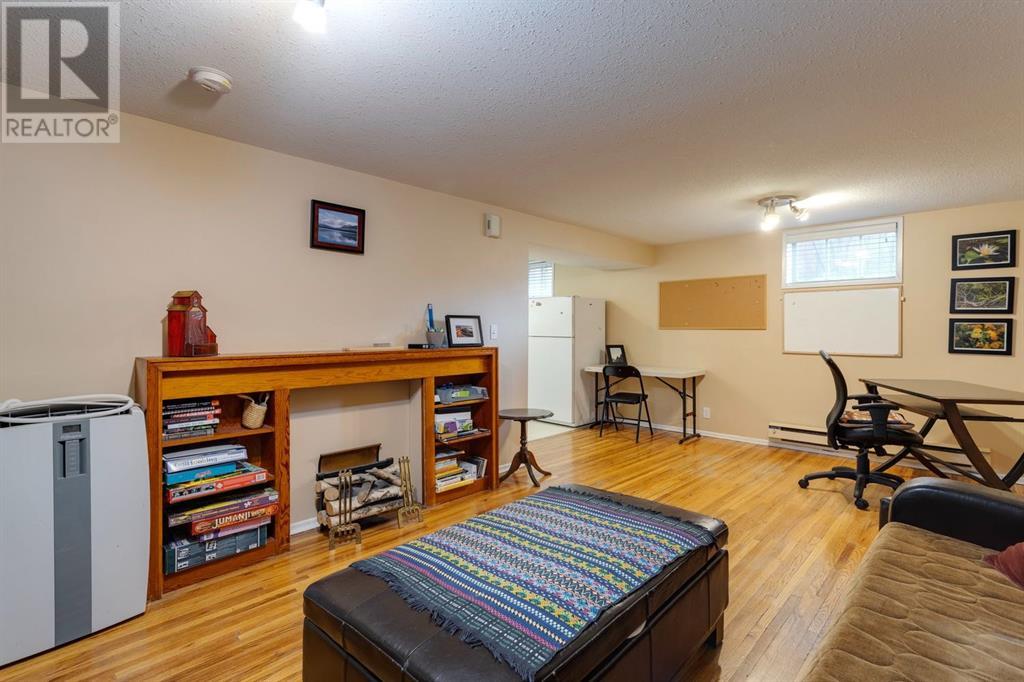 Single Family House Bungalow for Sale in   Avenue NW Banff Trail Calgary 