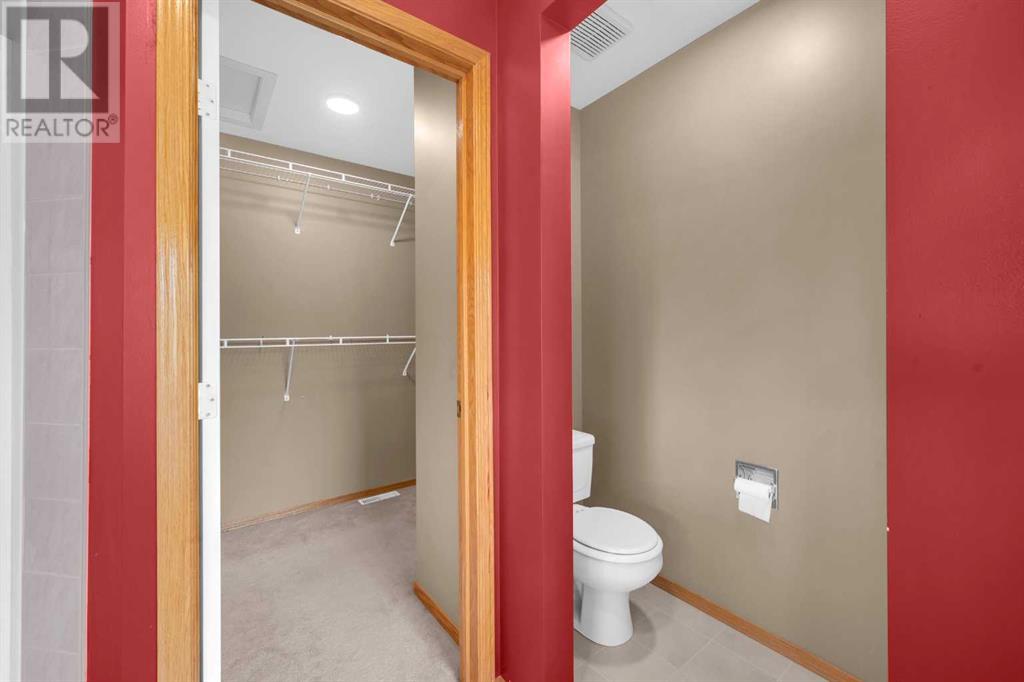 Single Family House for Sale in  Citadel Ridge Green NW Citadel Calgary 