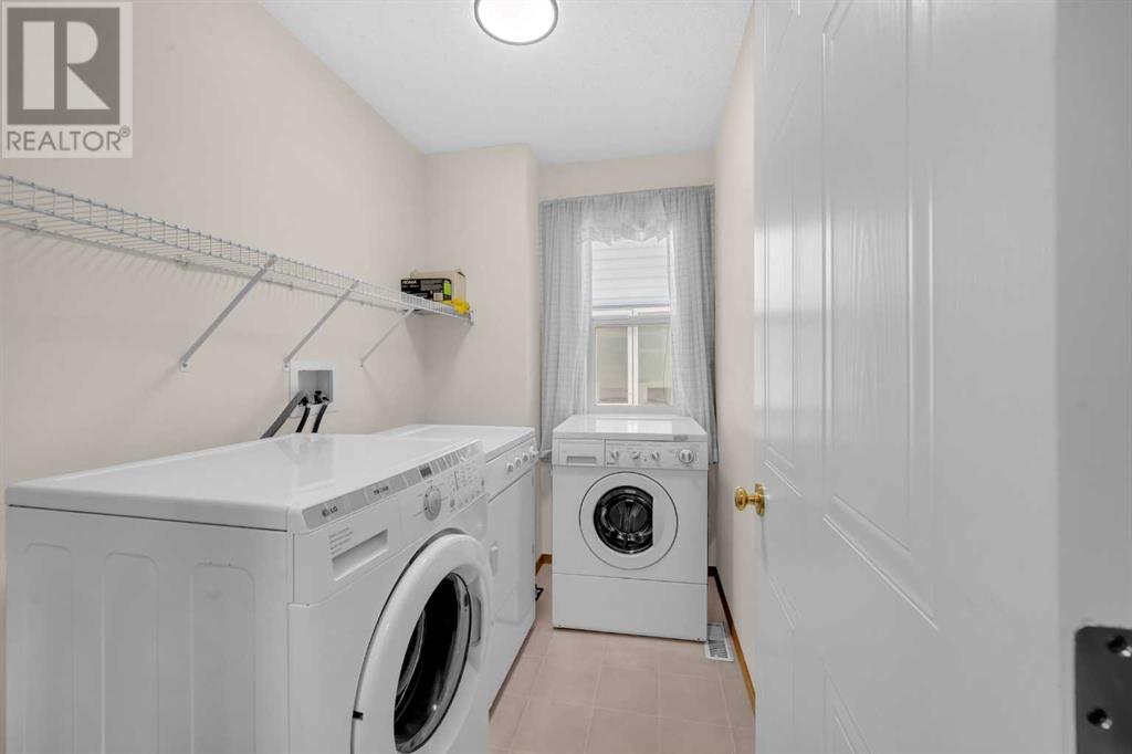 Single Family House for Sale in  Citadel Ridge Green NW Citadel Calgary 
