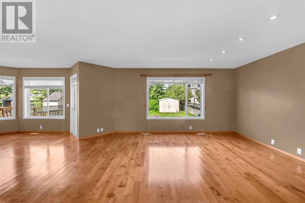 Single Family House for Sale in  Citadel Ridge Green NW Citadel Calgary 