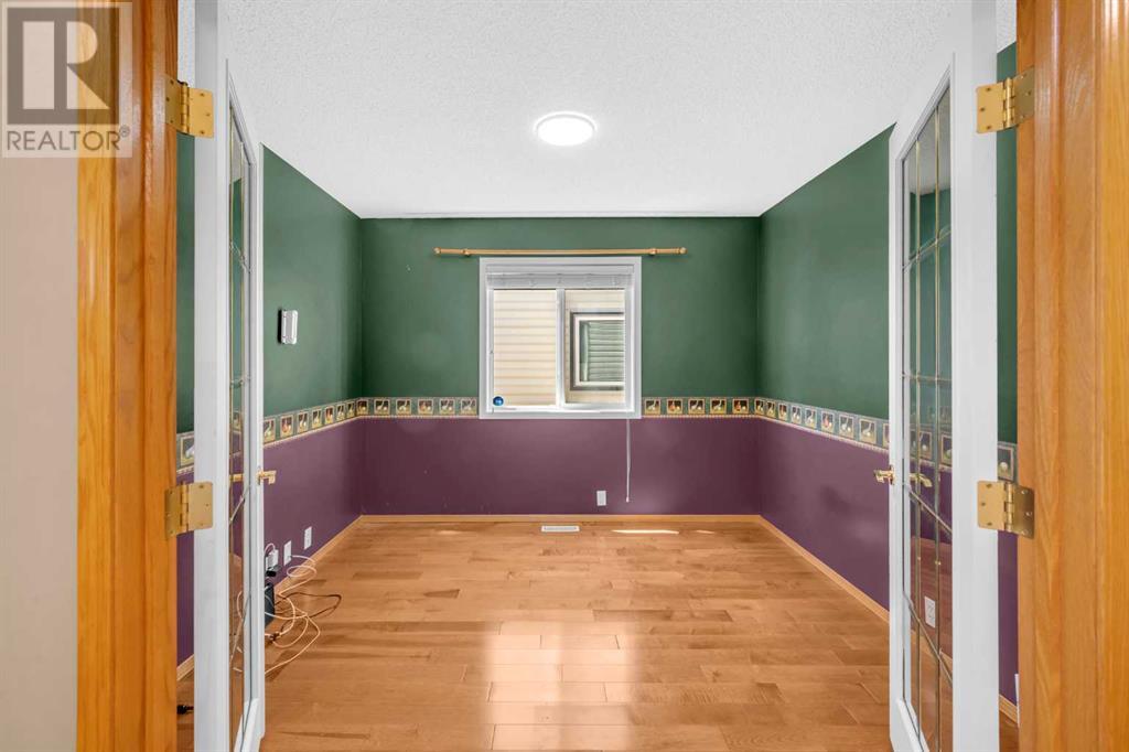 Single Family House for Sale in  Citadel Ridge Green NW Citadel Calgary 