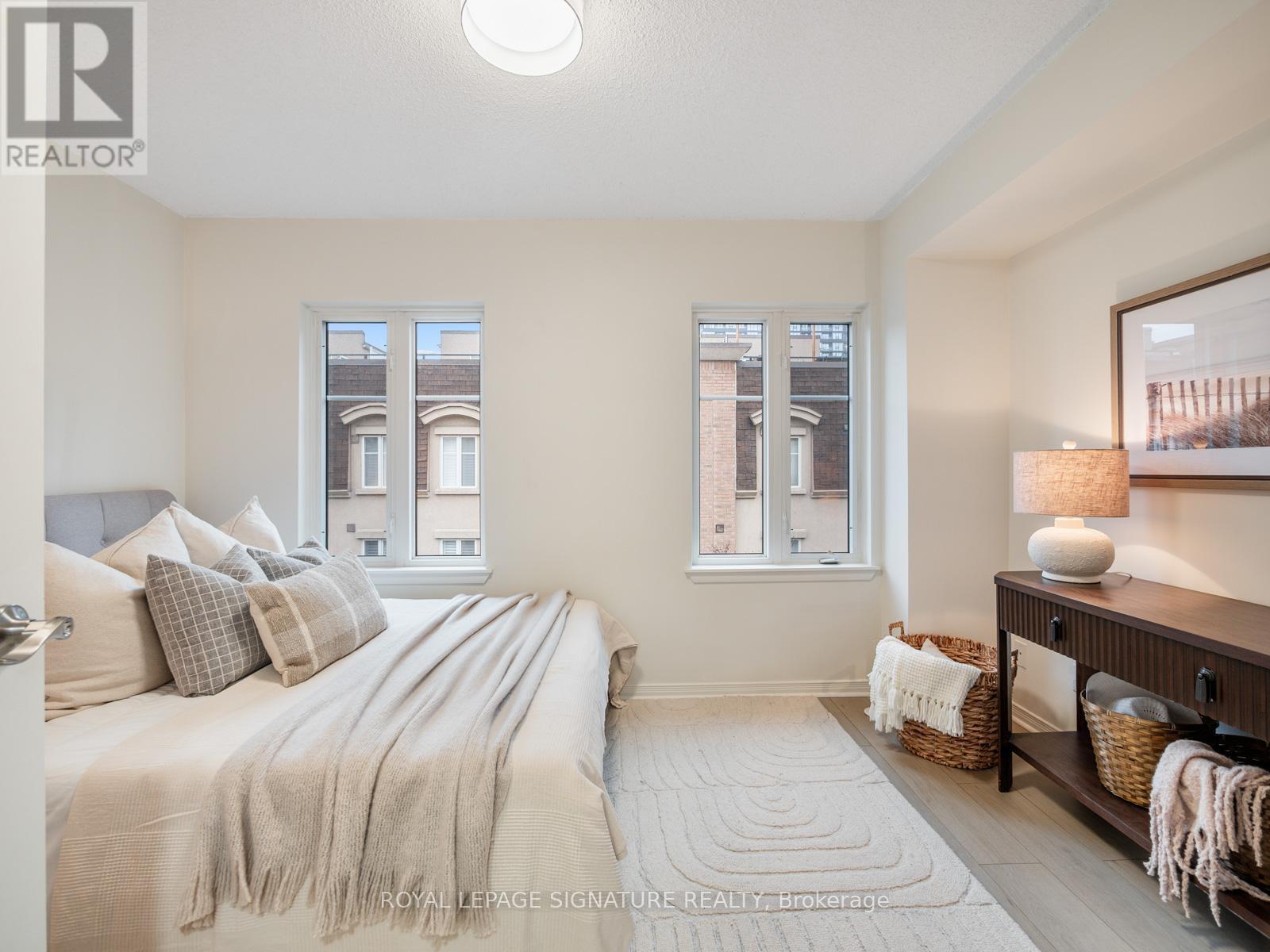 Photo 18 of 712 42 Western Battery Road, Toronto ON