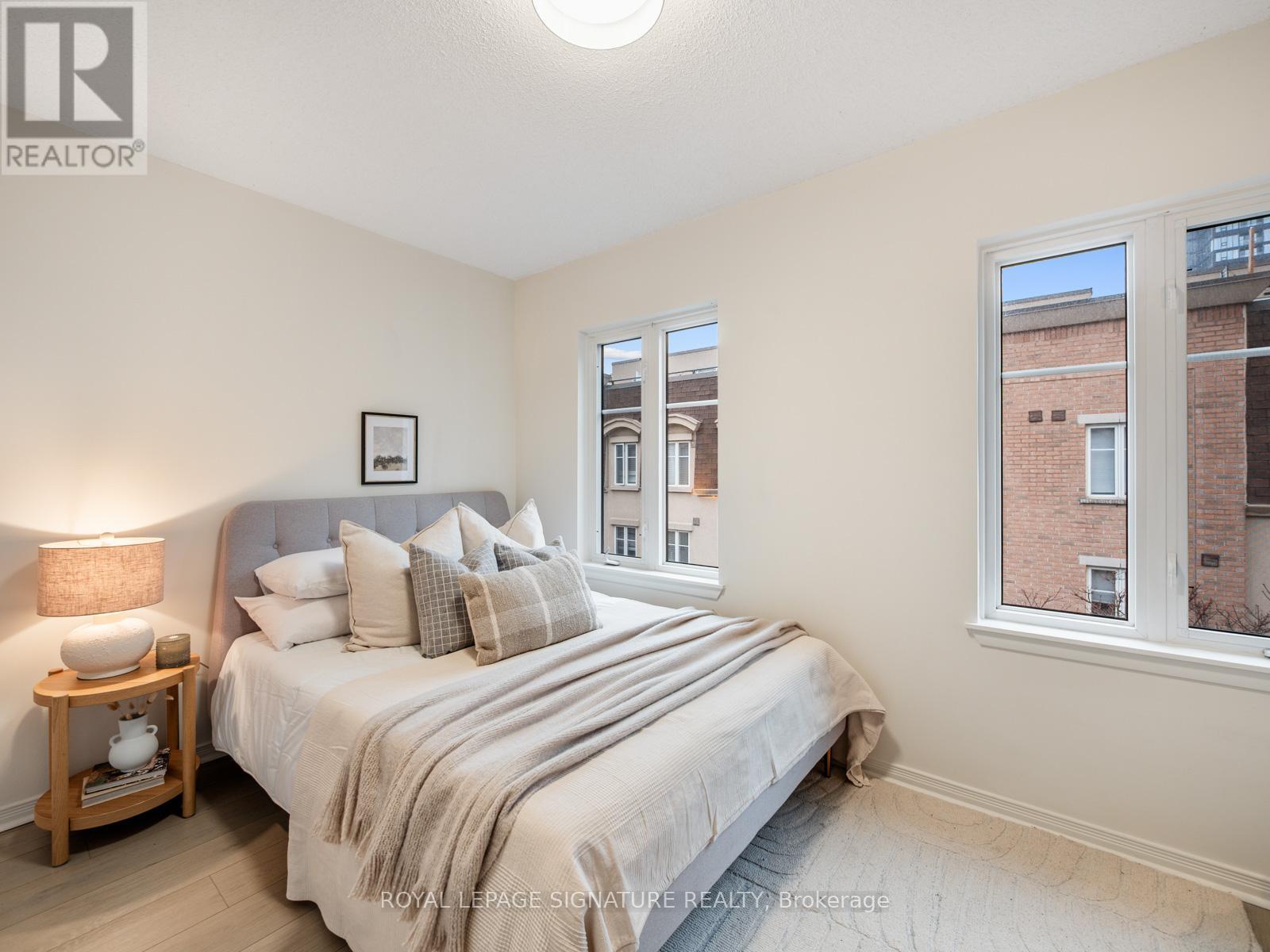 Photo 11 of 712 42 Western Battery Road, Toronto ON