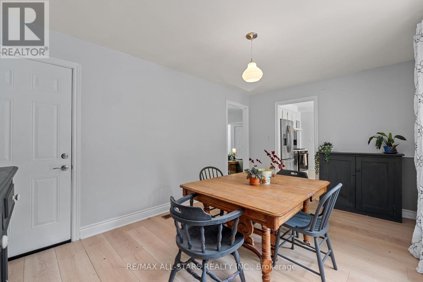 Photo 11 of 9921 Old Homestead Road, Georgina ON