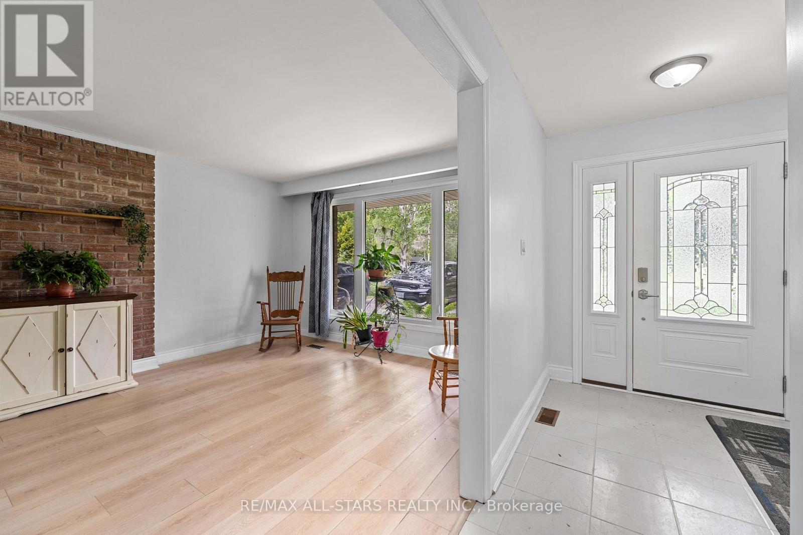 Photo 21 of 9921 Old Homestead Road, Georgina ON