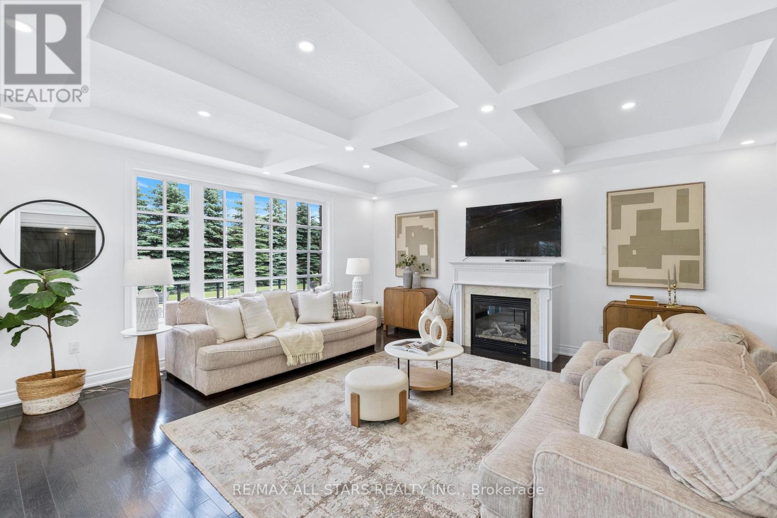 Photo 13 of 21 Country Club Crescent, Uxbridge ON