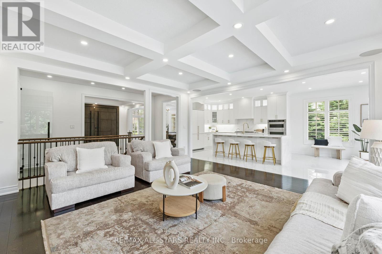 Photo 14 of 21 Country Club Crescent, Uxbridge ON