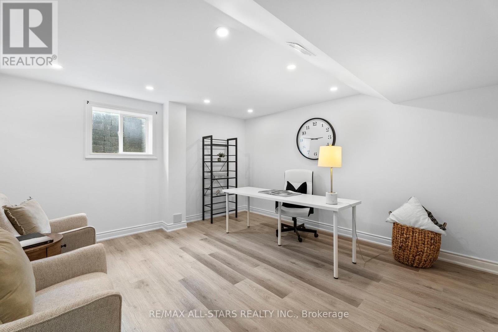 Photo 39 of 21 Country Club Crescent, Uxbridge ON