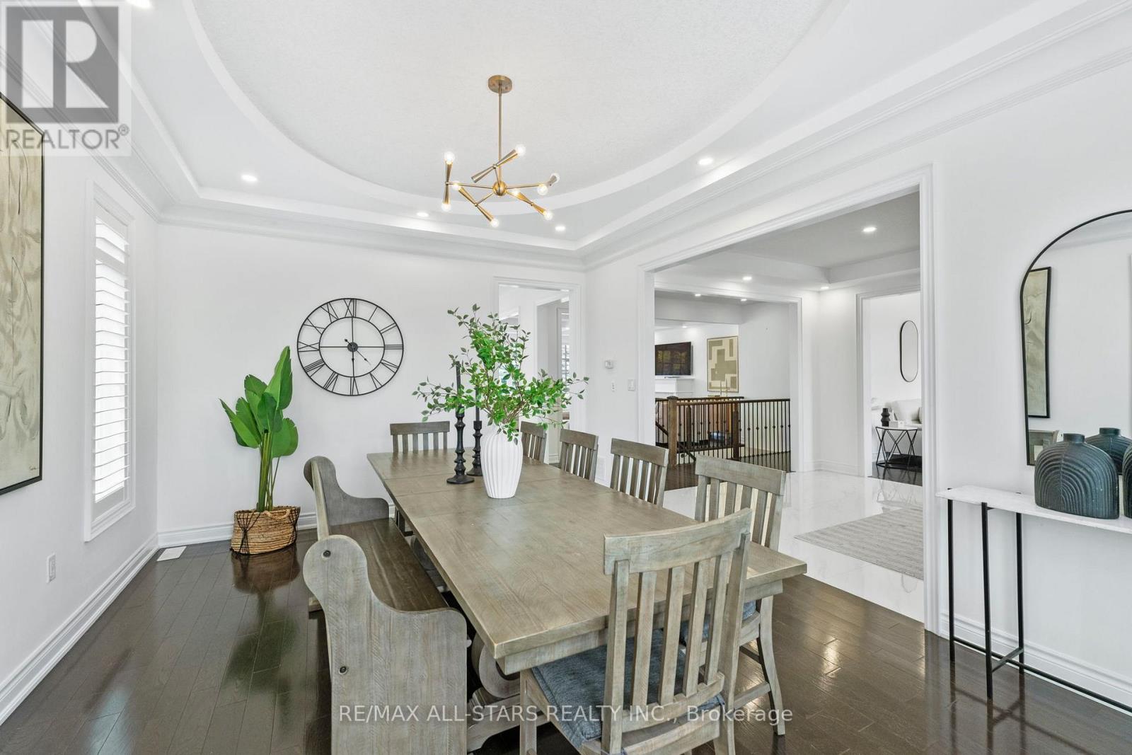 Photo 7 of 21 Country Club Crescent, Uxbridge ON