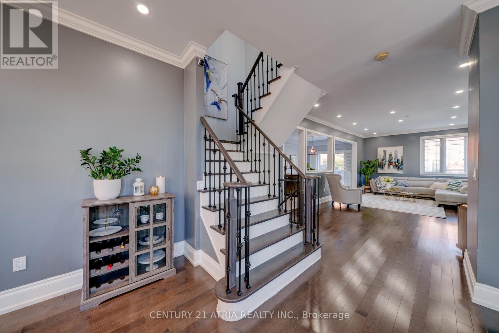 Single Family House for Sale in  DANIEL REAMAN CRESCENT Vaughan (Patterson) 