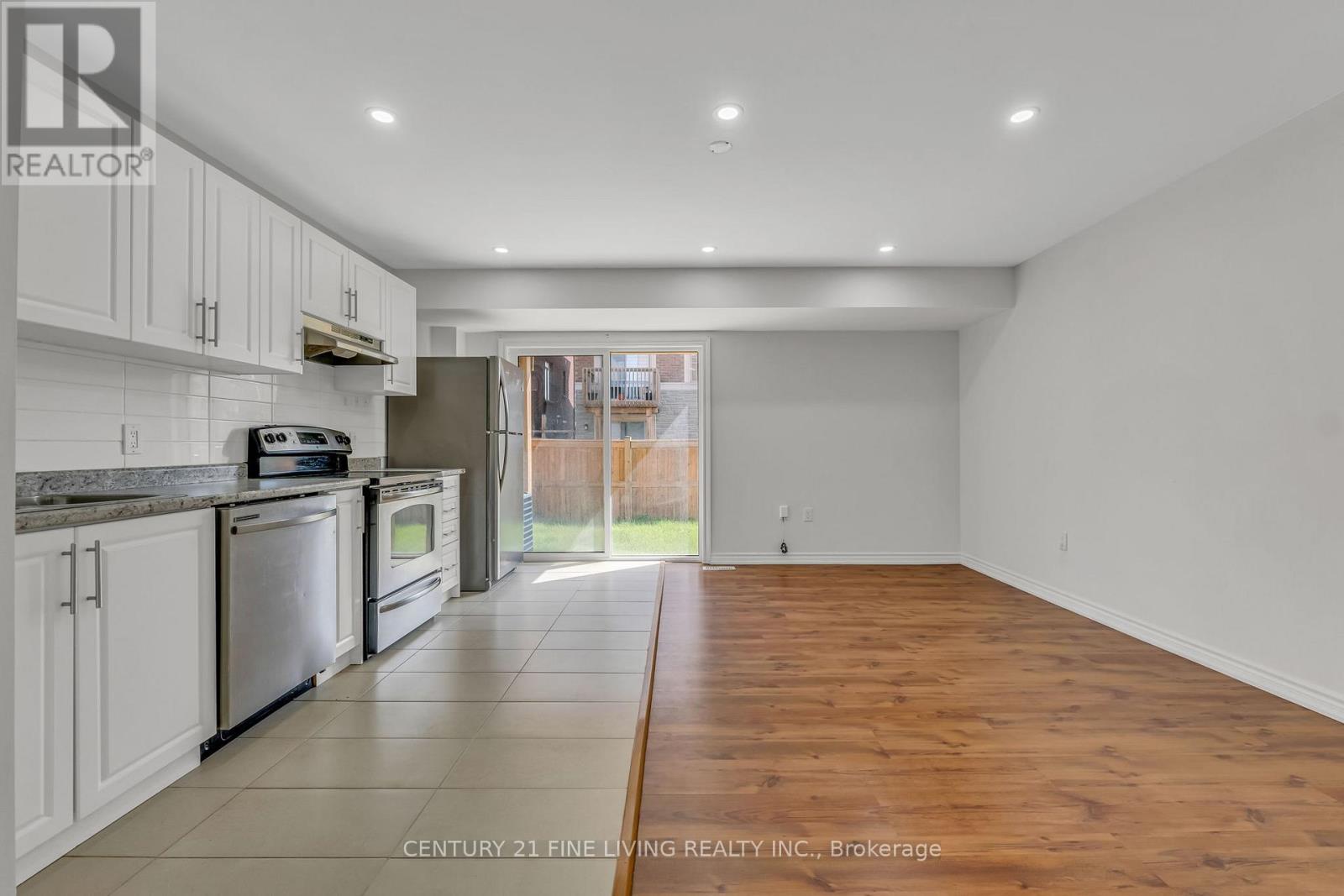 Photo 46 of 495 Queen Mary Drive, Brampton ON