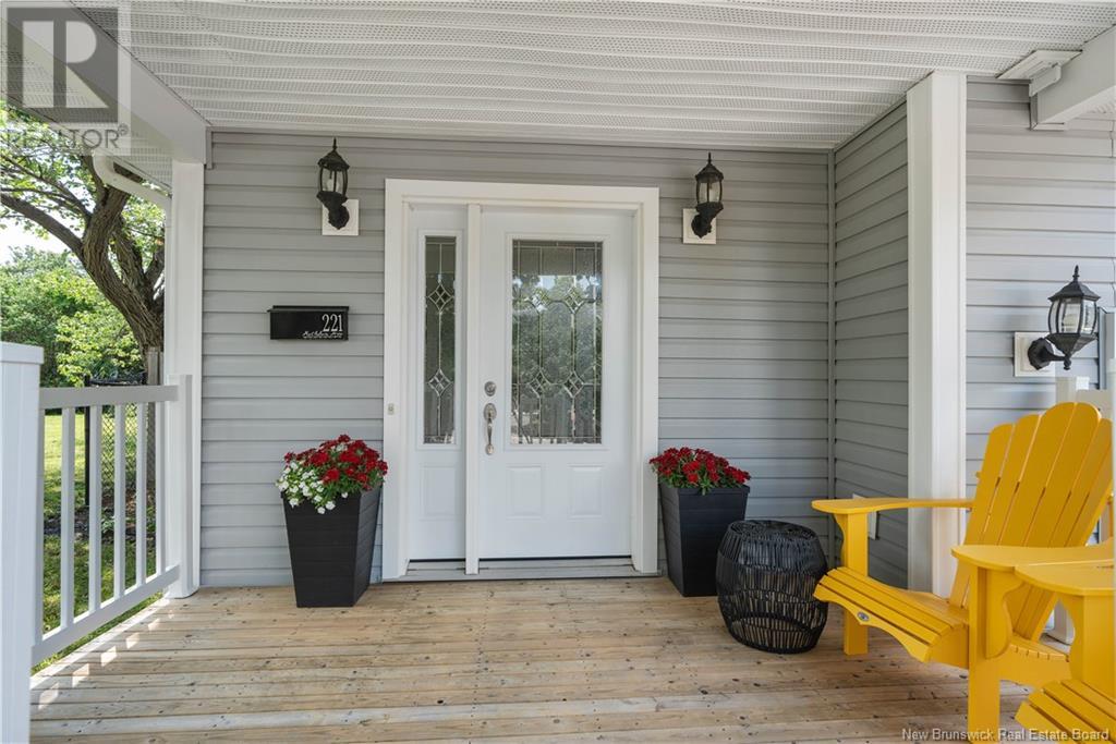 Photo 7 of 221 Mcclelan Avenue, Riverview NB