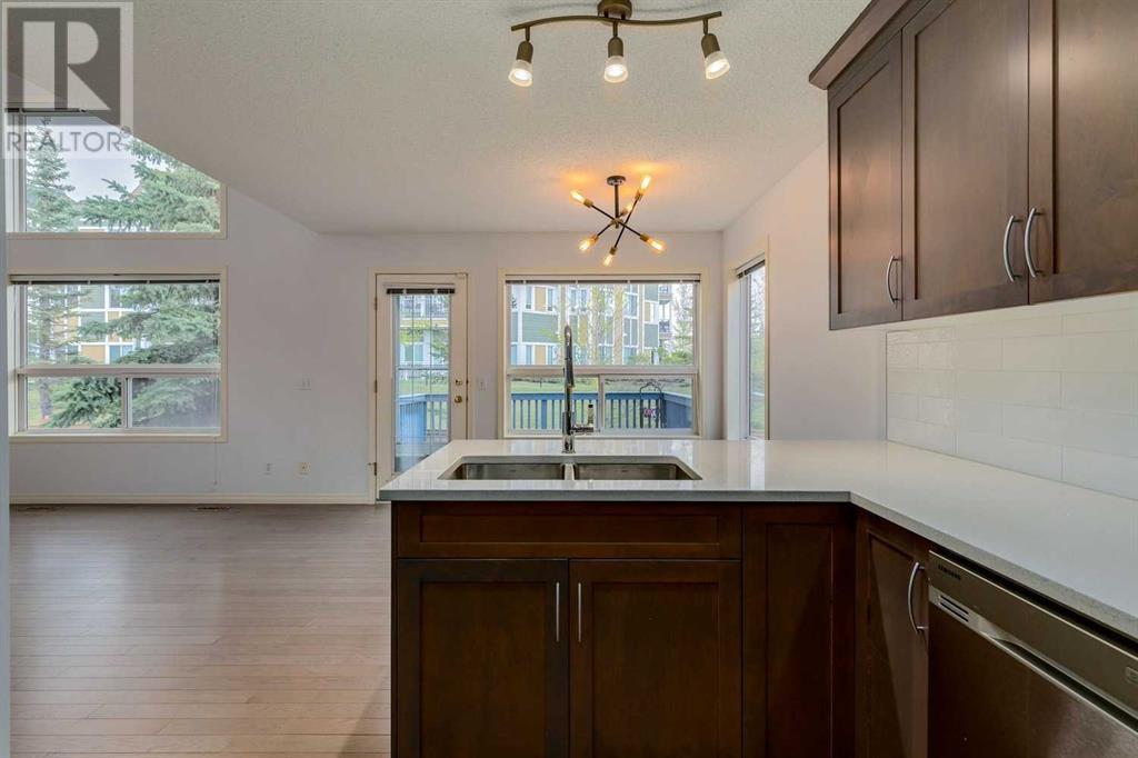 Single Family House for Sale in  Rocky Ridge Circle NW Rocky Ridge Calgary 