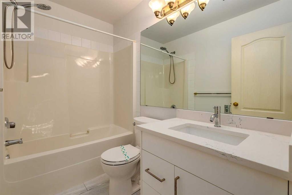 Single Family House for Sale in  Rocky Ridge Circle NW Rocky Ridge Calgary 