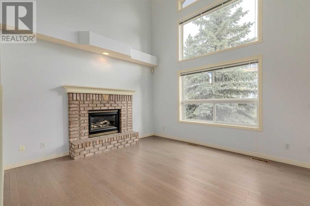 Single Family House for Sale in  Rocky Ridge Circle NW Rocky Ridge Calgary 