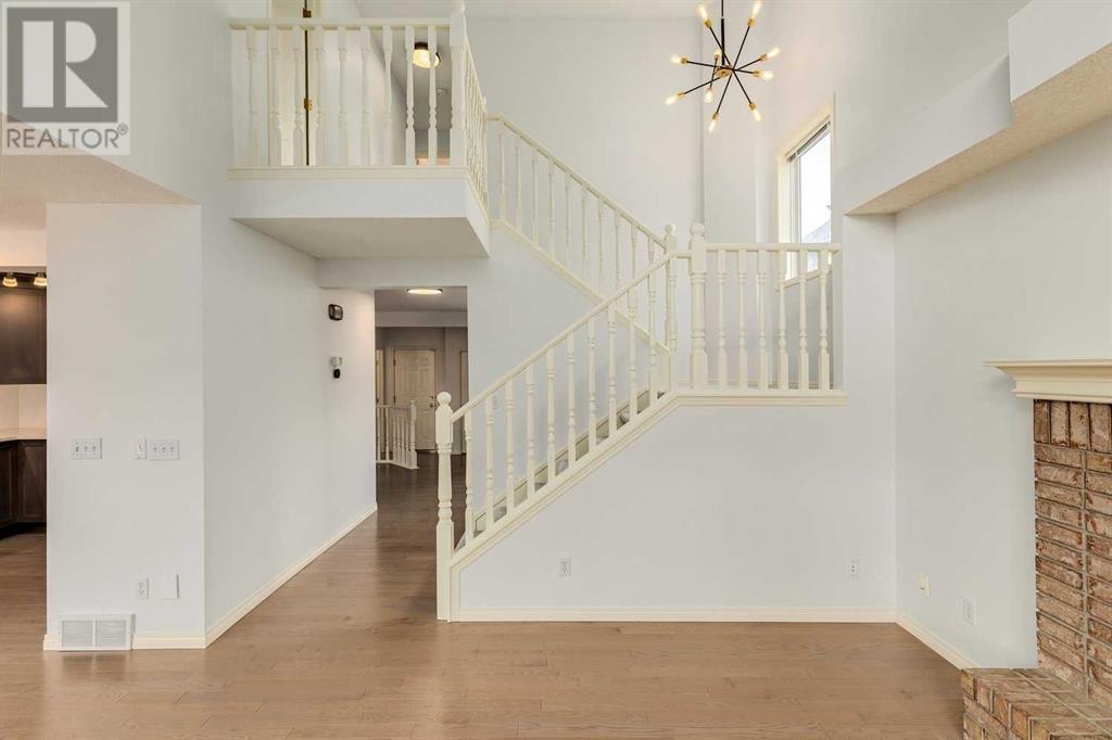 Single Family House for Sale in  Rocky Ridge Circle NW Rocky Ridge Calgary 