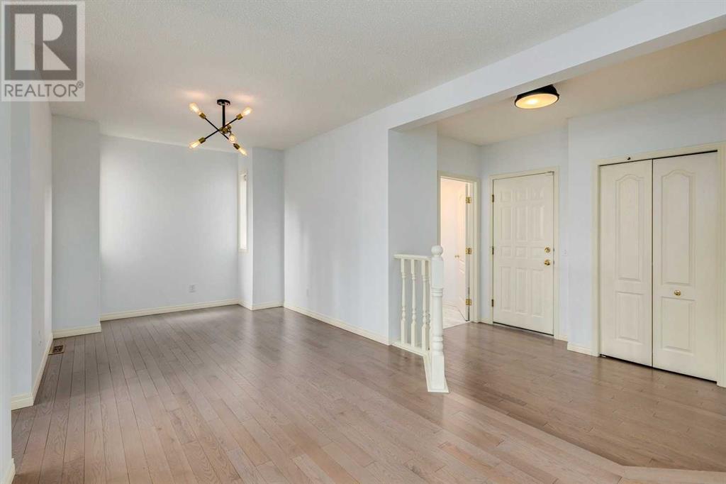 Single Family House for Sale in  Rocky Ridge Circle NW Rocky Ridge Calgary 