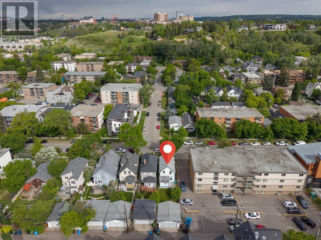 Single Family House for Sale in   Avenue NW Sunnyside Calgary 