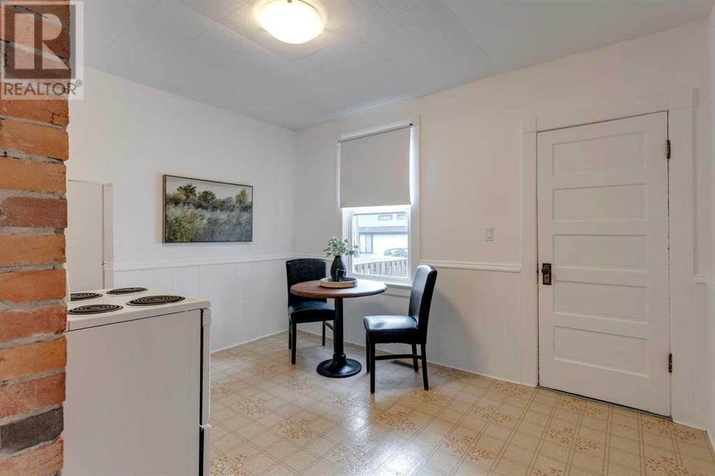 Single Family House for Sale in   Avenue NW Sunnyside Calgary 