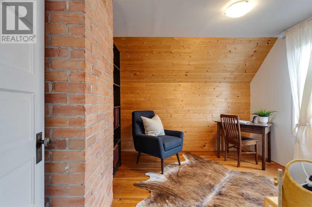 Single Family House for Sale in   Avenue NW Sunnyside Calgary 