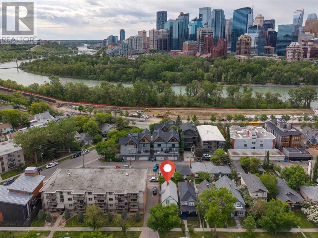 Single Family House for Sale in   Avenue NW Sunnyside Calgary 
