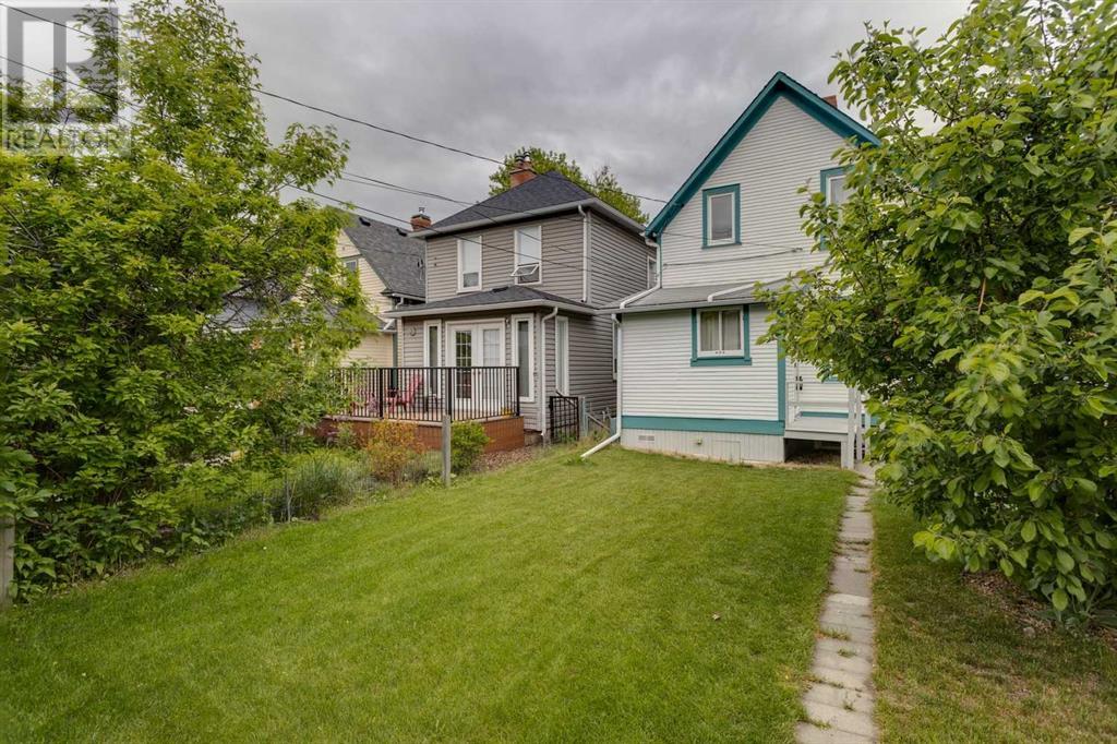Single Family House for Sale in   Avenue NW Sunnyside Calgary 