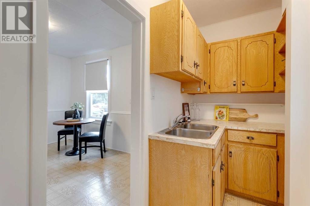 Single Family House for Sale in   Avenue NW Sunnyside Calgary 