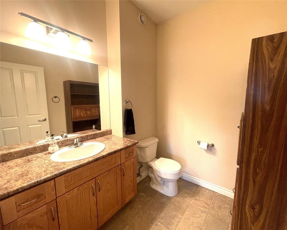 Photo 1 of 204 325 Third Street N, Beausejour MB