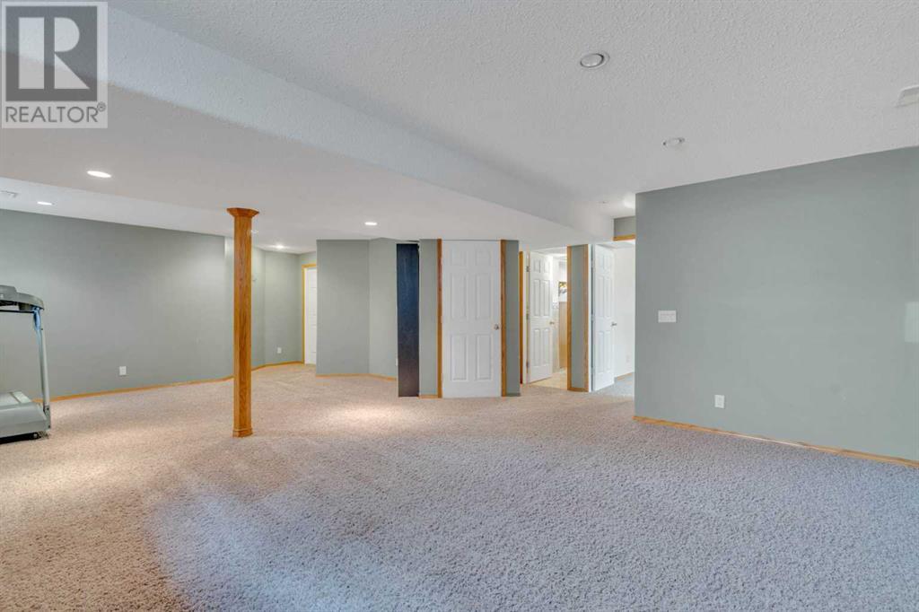 Single Family House for Sale in  Panorama Hills Close NW Panorama Hills Calgary 