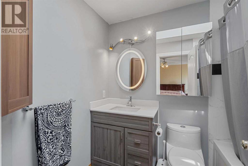 Single Family House for Sale in  Panorama Hills Close NW Panorama Hills Calgary 