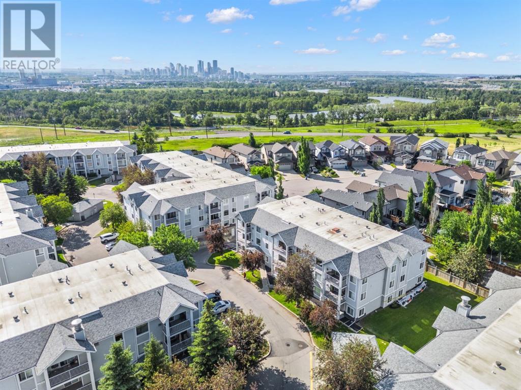 Single Family House for Sale in   Valleyview Park SE Dover Calgary 