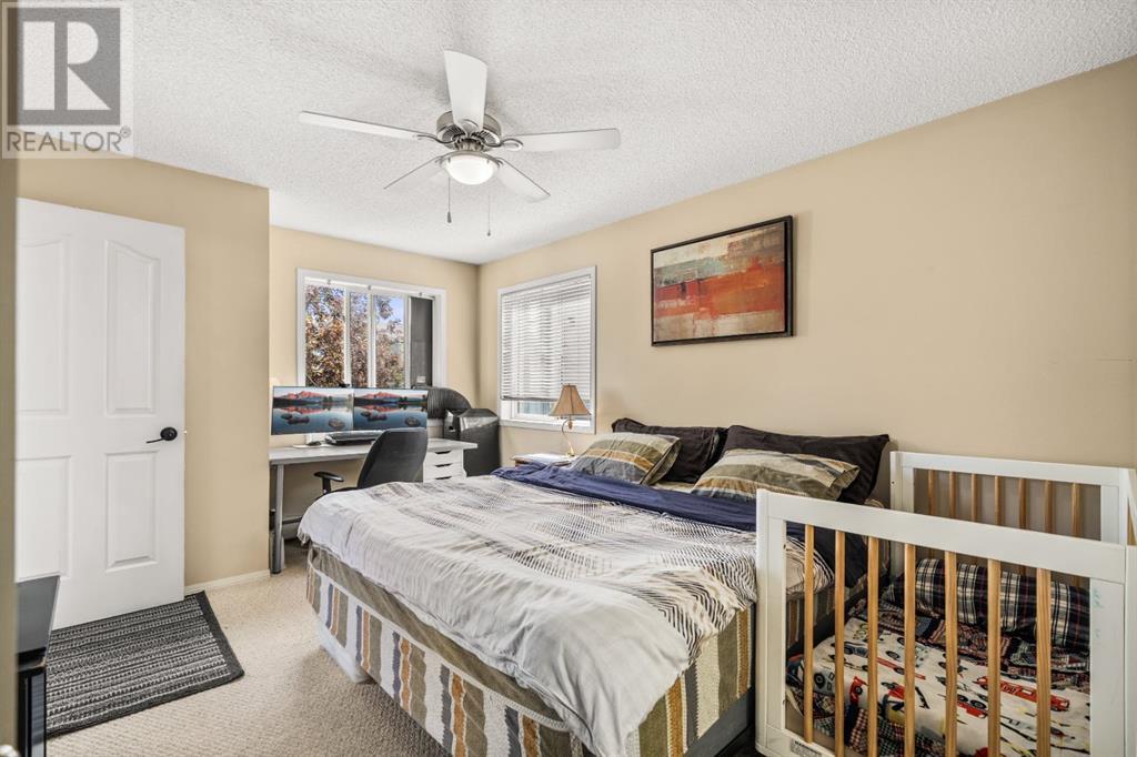 Single Family House for Sale in   Valleyview Park SE Dover Calgary 