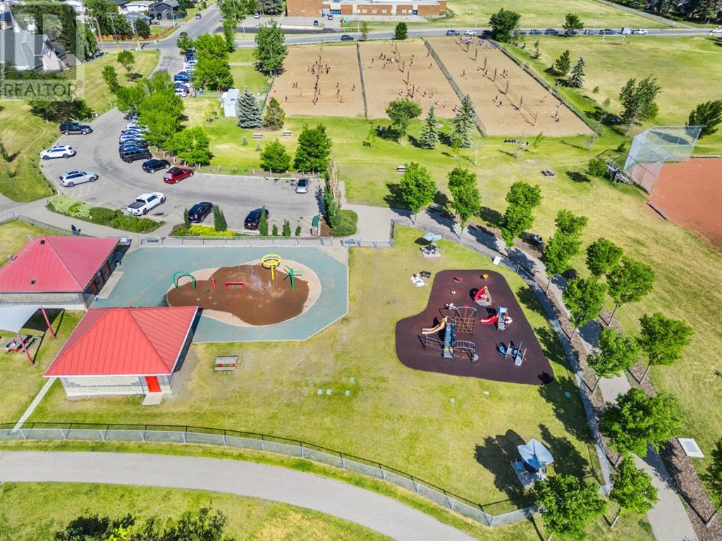 Single Family House for Sale in   Valleyview Park SE Dover Calgary 