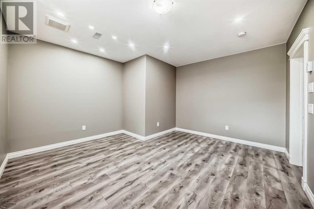 Single Family House for Sale in  Auburn Shores Landing SE Auburn Bay Calgary 