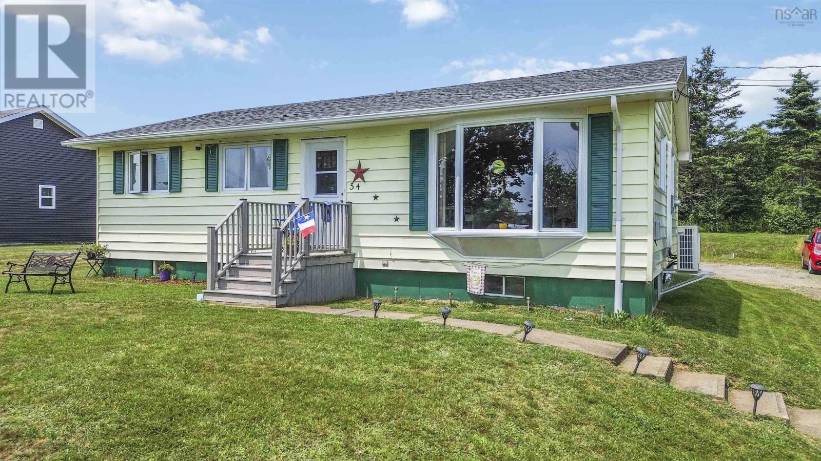 Single Family House Bungalow for Sale in  Garnet Oliver Drive Mount Pleasant 