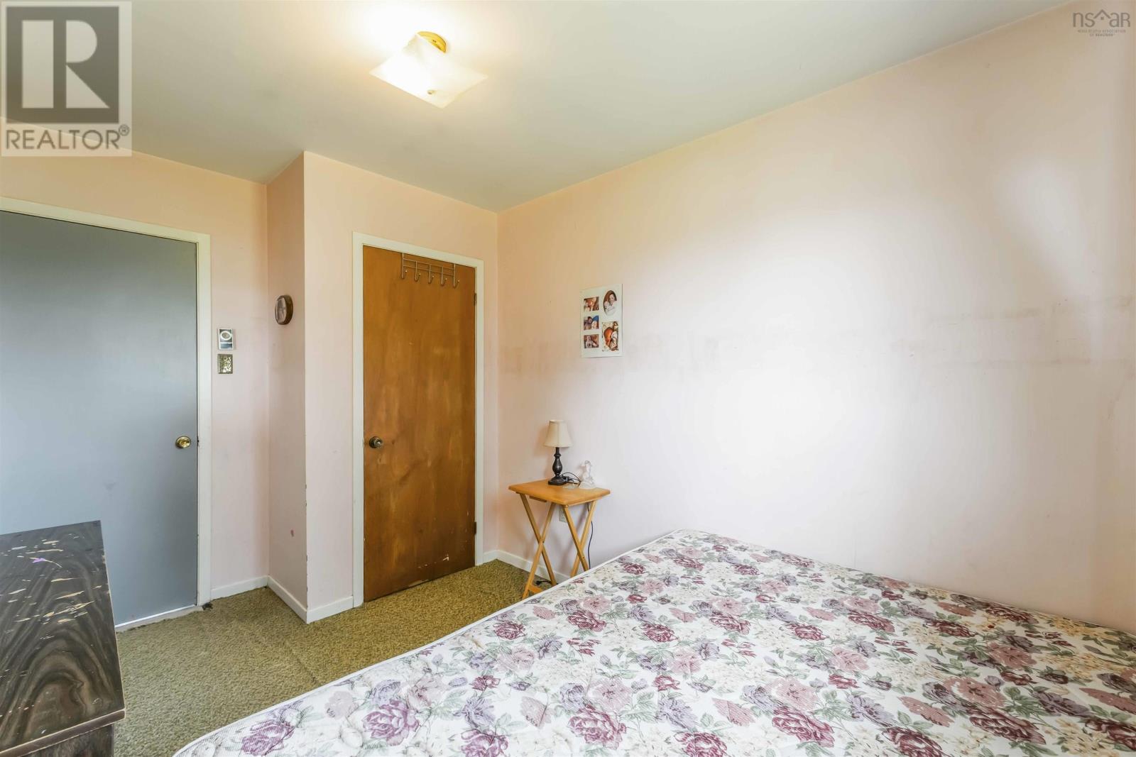 Single Family House Bungalow for Sale in  Garnet Oliver Drive Mount Pleasant 