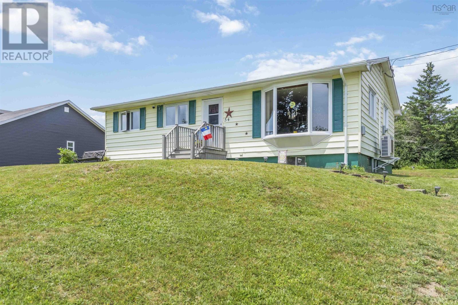 Single Family House Bungalow for Sale in  Garnet Oliver Drive Mount Pleasant 