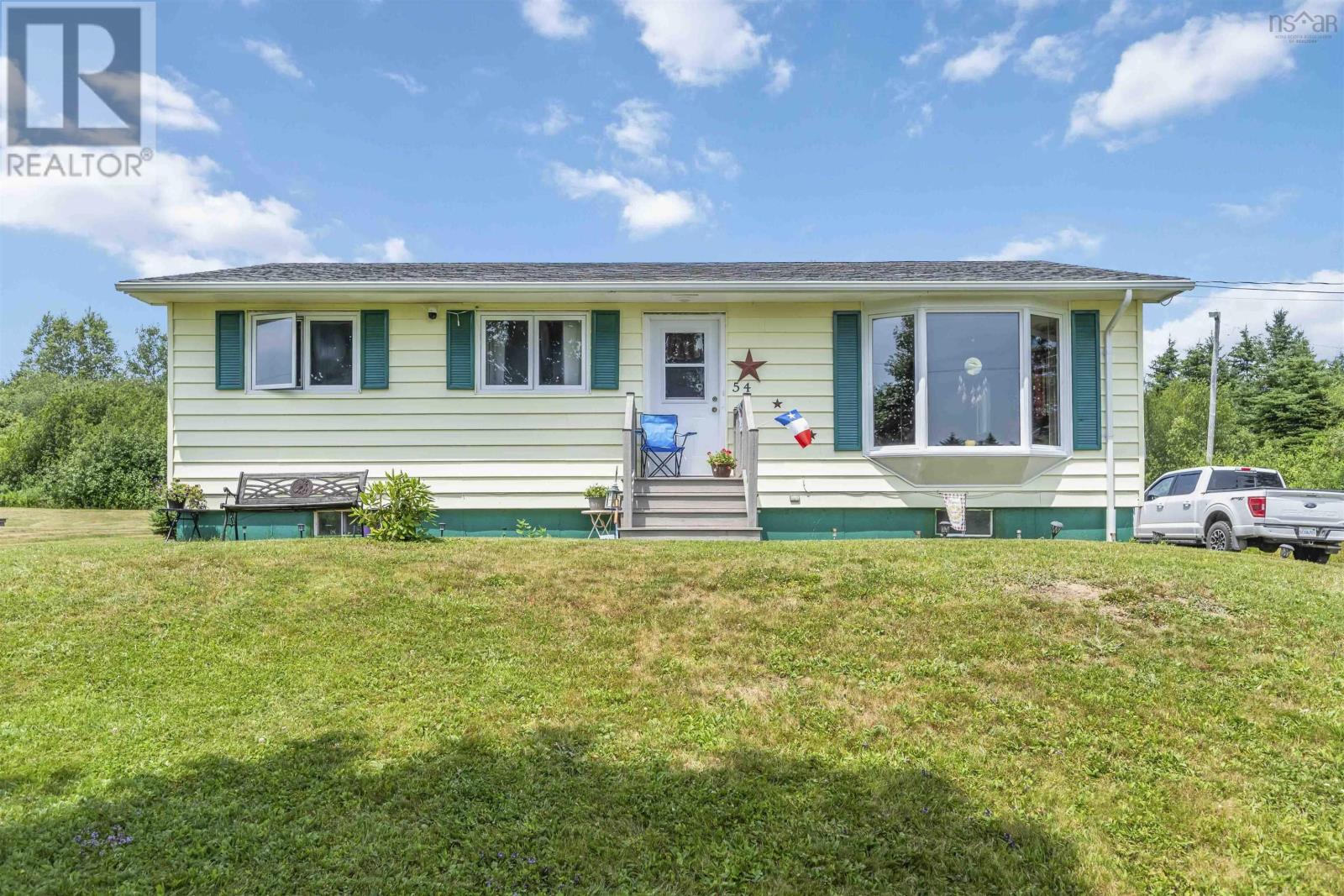 Single Family House Bungalow for Sale in  Garnet Oliver Drive Mount Pleasant 