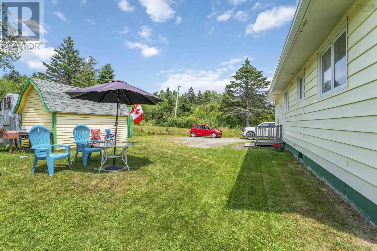 Single Family House Bungalow for Sale in  Garnet Oliver Drive Mount Pleasant 