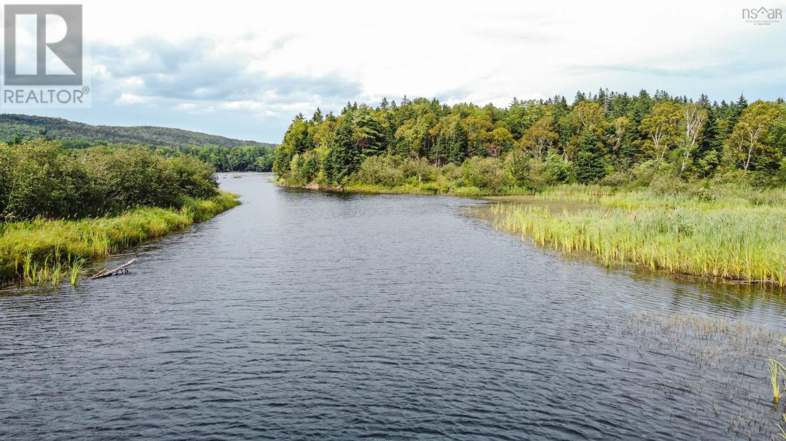 Property 11 of 19 of 2002-2 Kings Road