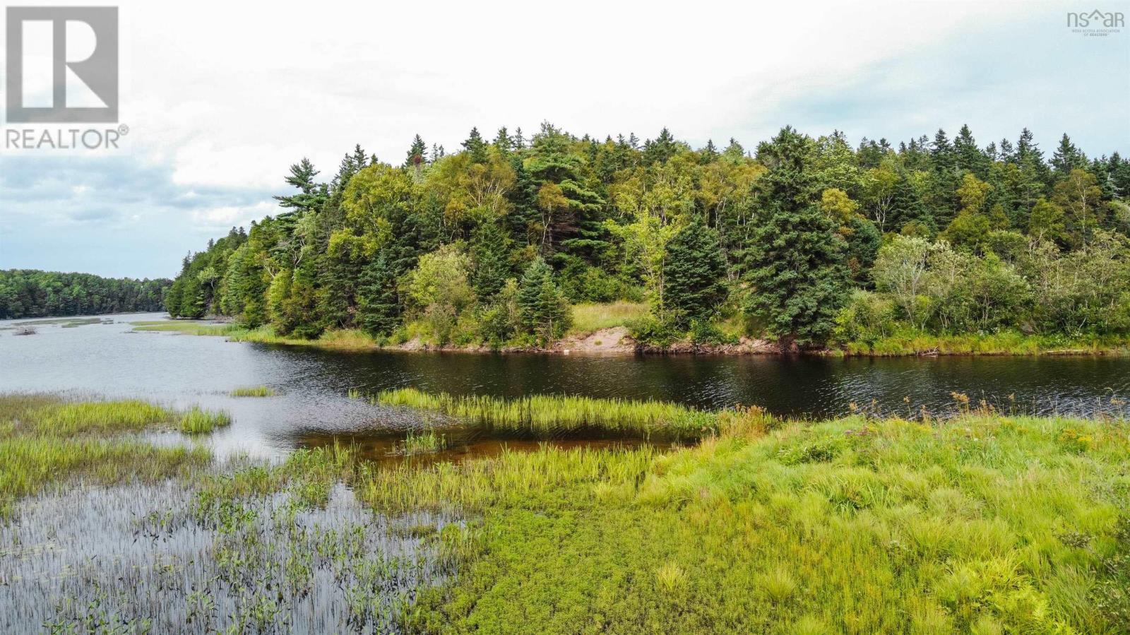 Property 12 of 19 of 2002-2 Kings Road